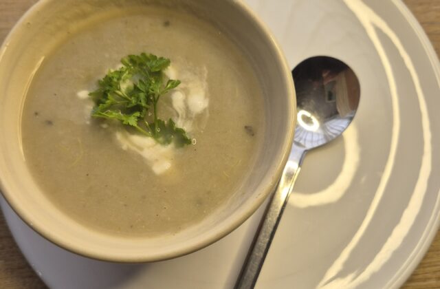 Easy celery and butterbean soup
